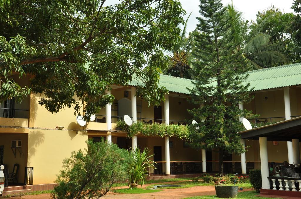Sujatha Tourist Rest Hotel Dambulla Kültér fotó