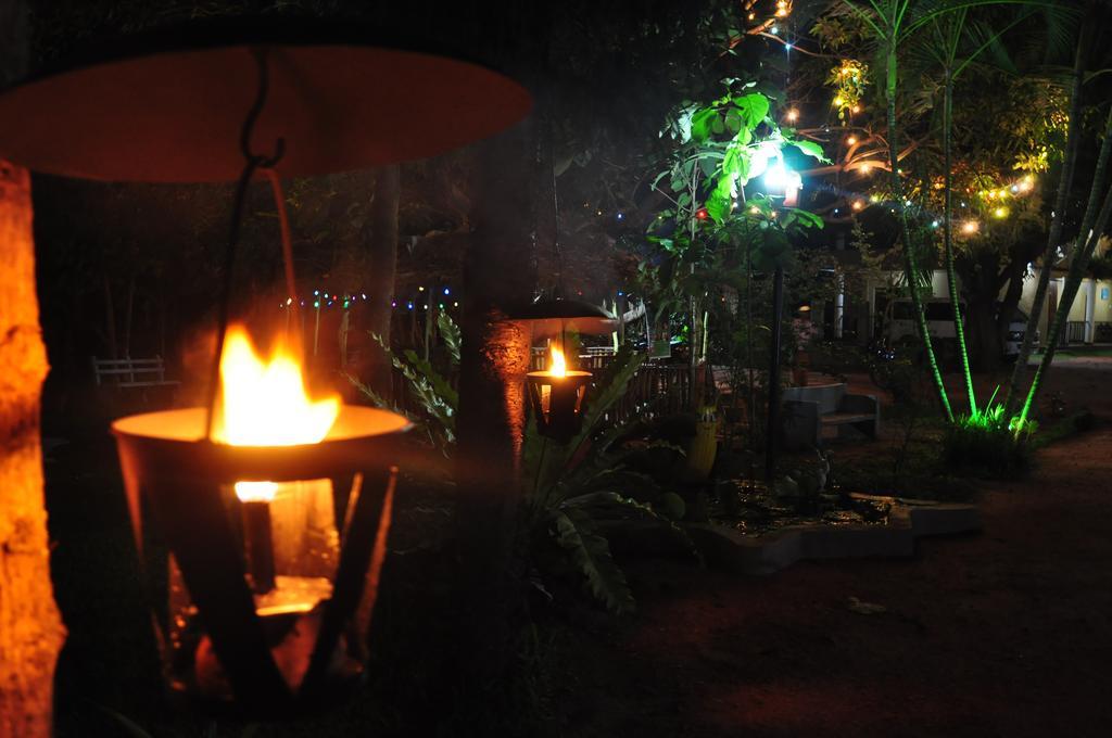 Sujatha Tourist Rest Hotel Dambulla Kültér fotó
